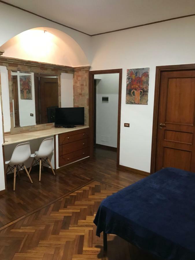 Tiny House Basilio Appartement Palermo Buitenkant foto